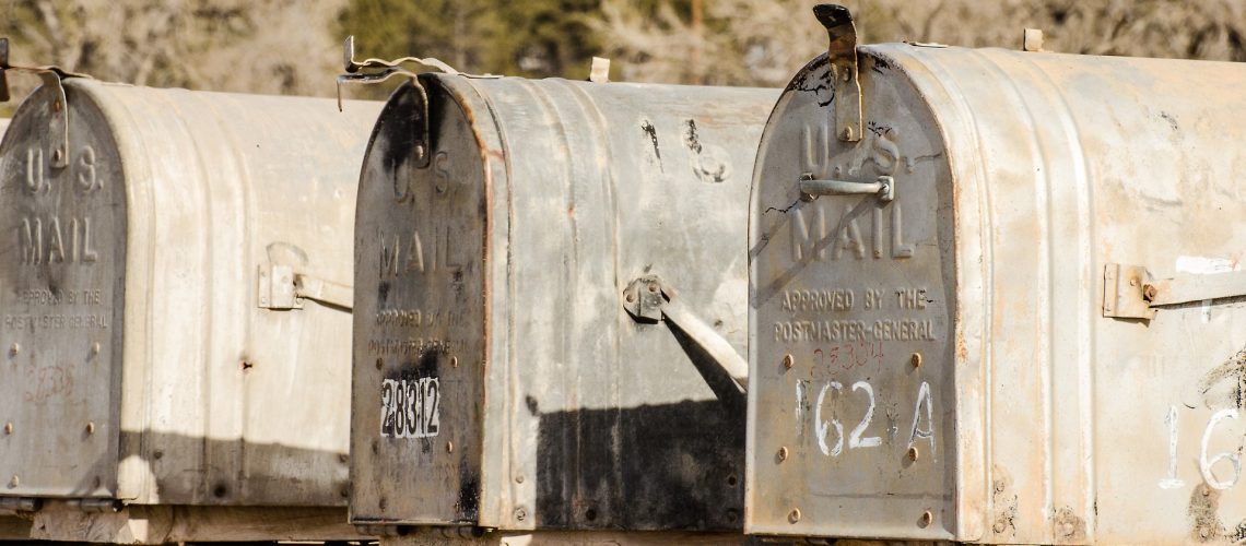 mailboxes-1110112_1920