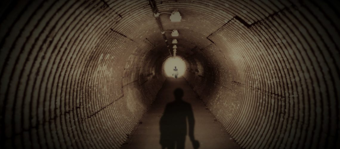 tunnel-4496526_1920